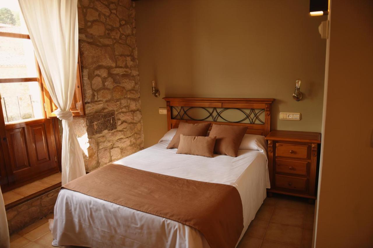 Hostal San Martin Molinos de Duero Exterior photo